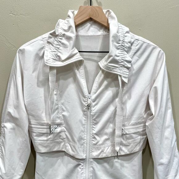 Lululemon Seek the Peak White Jacket - Size: 4 - Picture 3 of 16